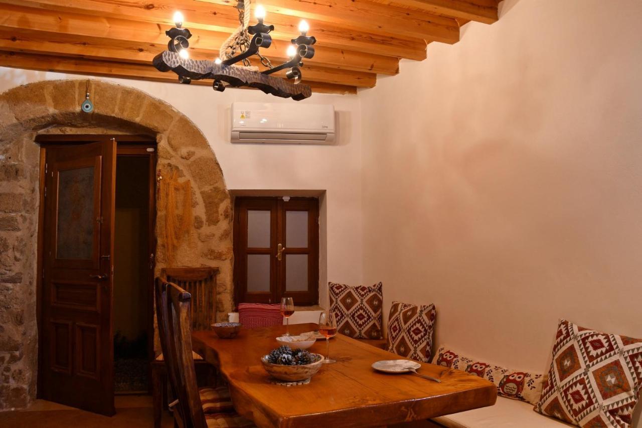 The Three Story Old Town House * Rhodes City