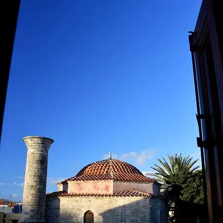 Vila The Three Story Old Town House Rhodes City Exteriér fotografie